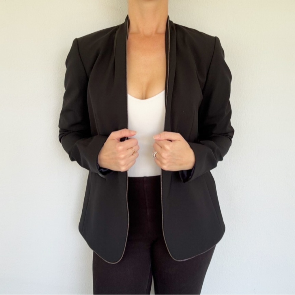 Elie TAHARI black metallic silver zipper trim hook and eye blazer jacket size 6